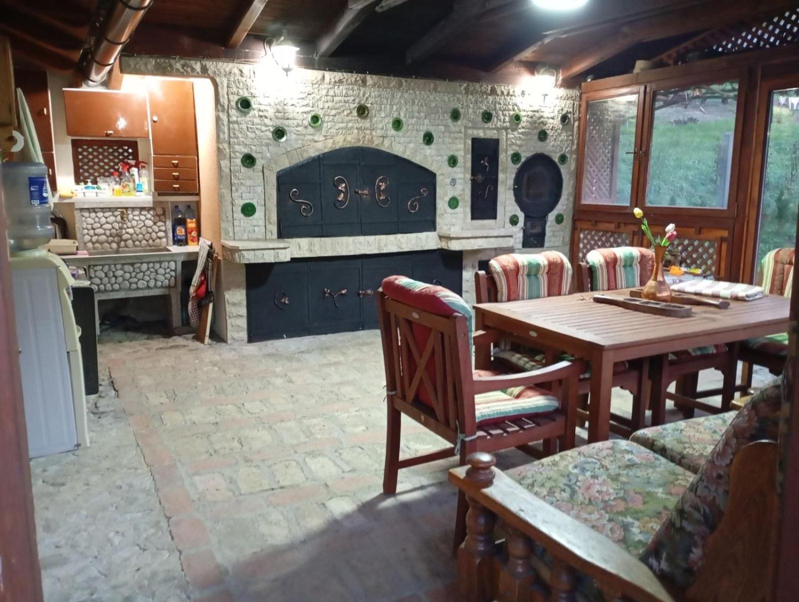 Holiday Home Pharaoh Visoko Buitenkant foto